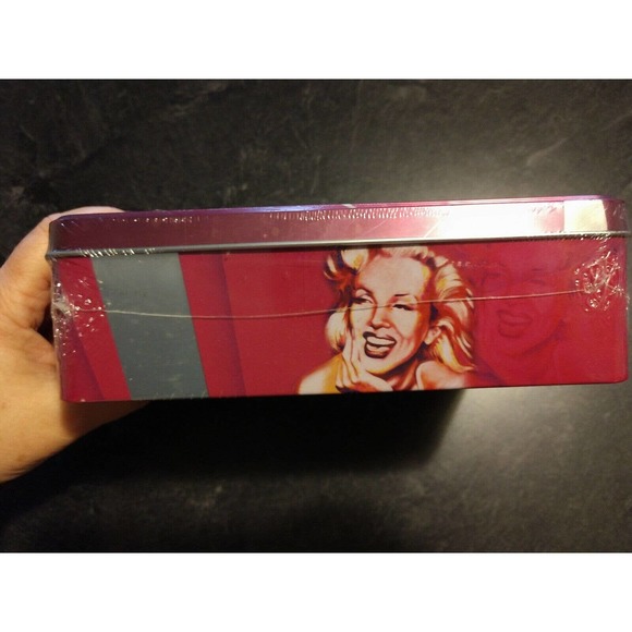 NEW! 750 Piece Puzzle Marilyn Monroe Icons Stephen Fishwick MasterPieces - Picture 8 of 10